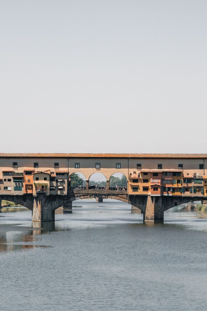 El mejor puente que ver en Florencia