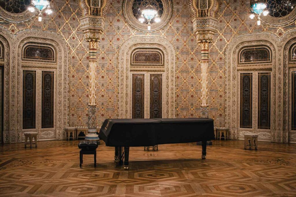Esta sala se inspiró en la Alhambra de Granada