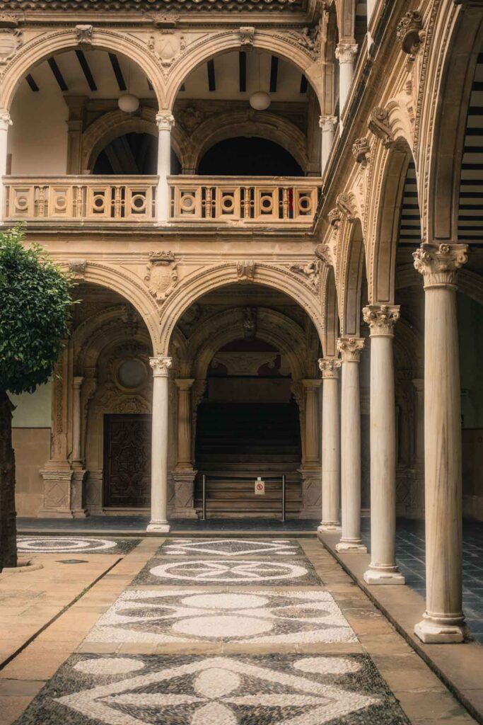 El de Jabalquinto es el palacio más famoso del Centro Histórico de Baeza